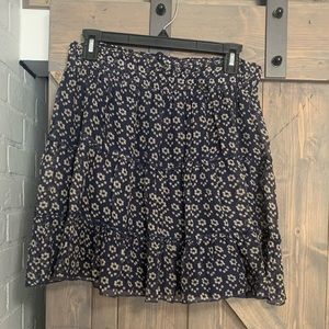 GUC Da-Nang 100% silk floral skirt